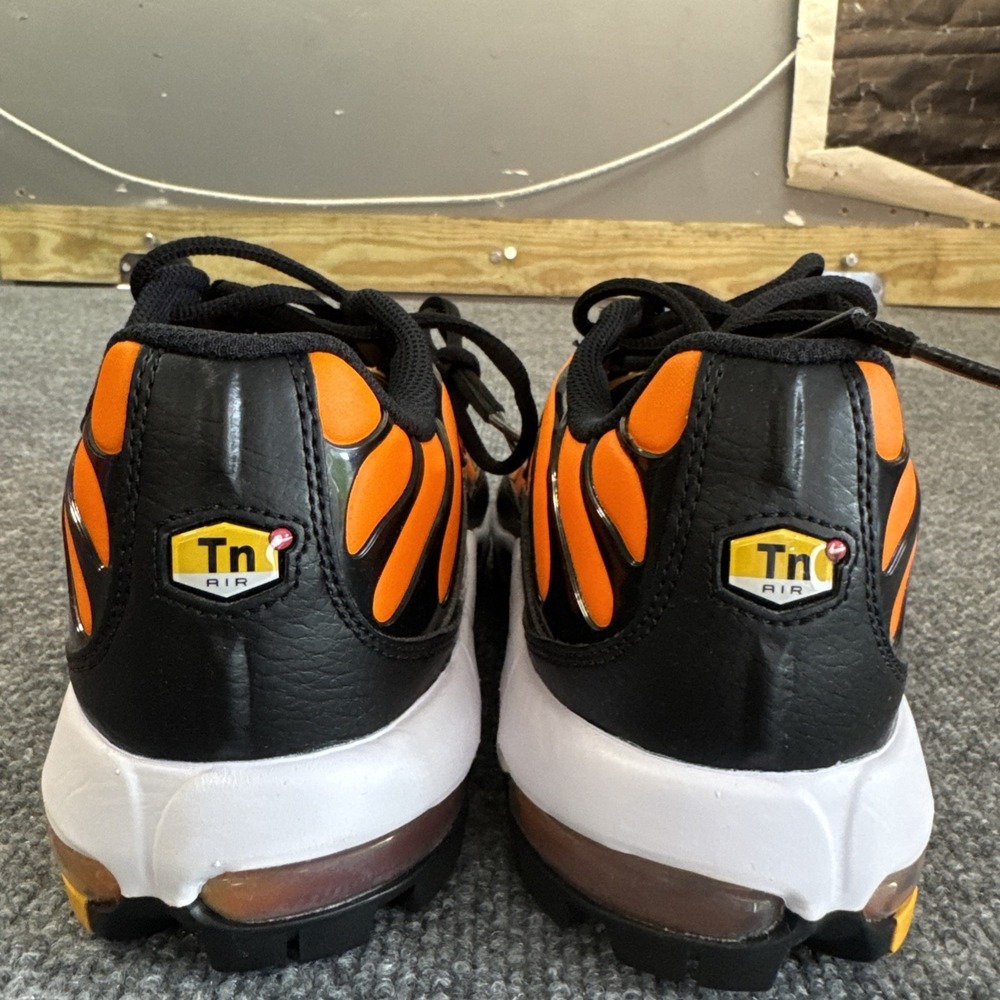 Size 10.5 - Nike Air Max Plus Golf Sunset - Picture 6 of 6